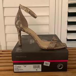 Snake skin print high heels